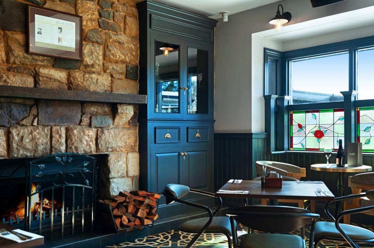 Harrigans Irish Pub&Alojamiento Pokolbin Exterior foto